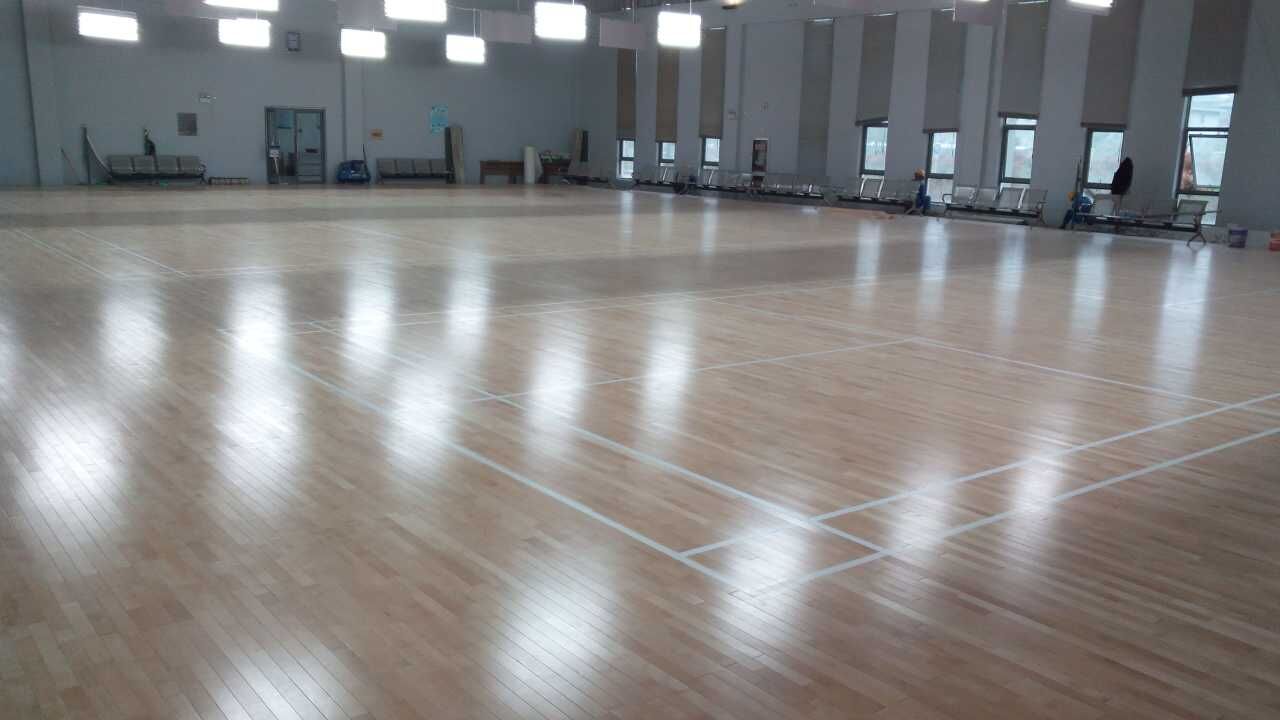 篮球木地板和羽毛球木地板有何异同